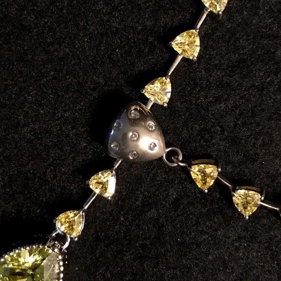 Canary Cubic Zirconia Bracelet - Picture 3 of 8